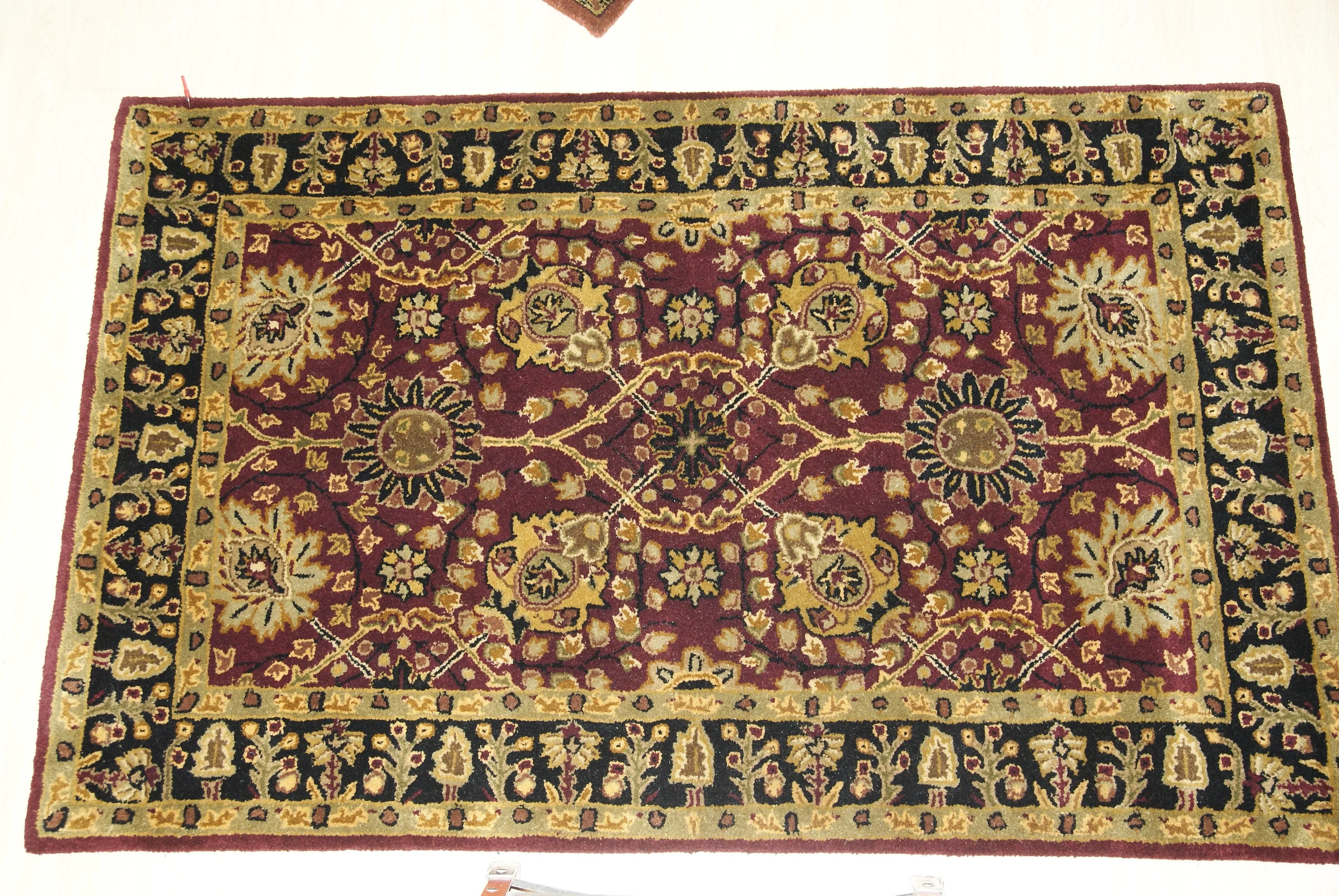 3.5 x 5.5 Tufted Rug