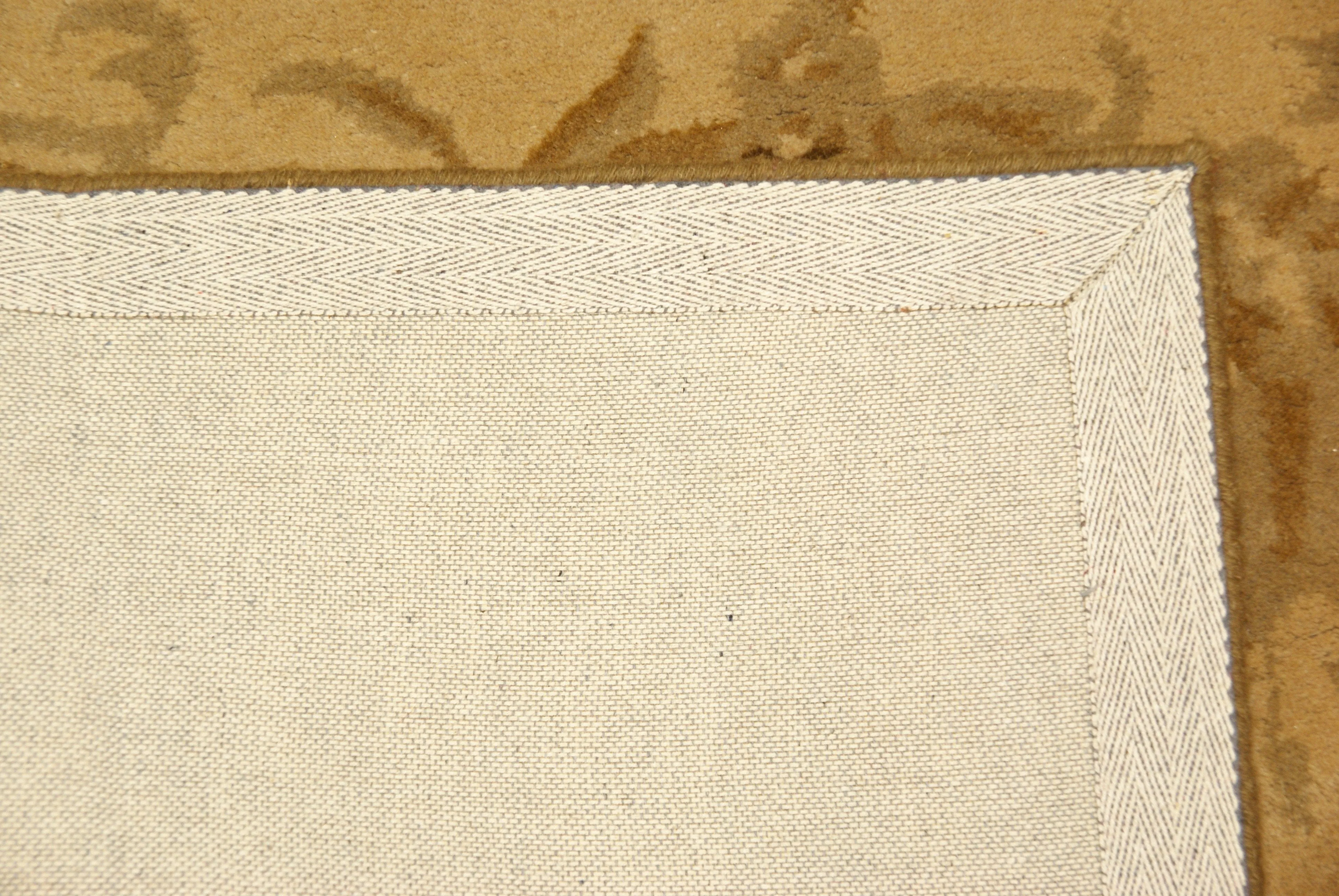 3.5 x 5.5 Tufted Rug