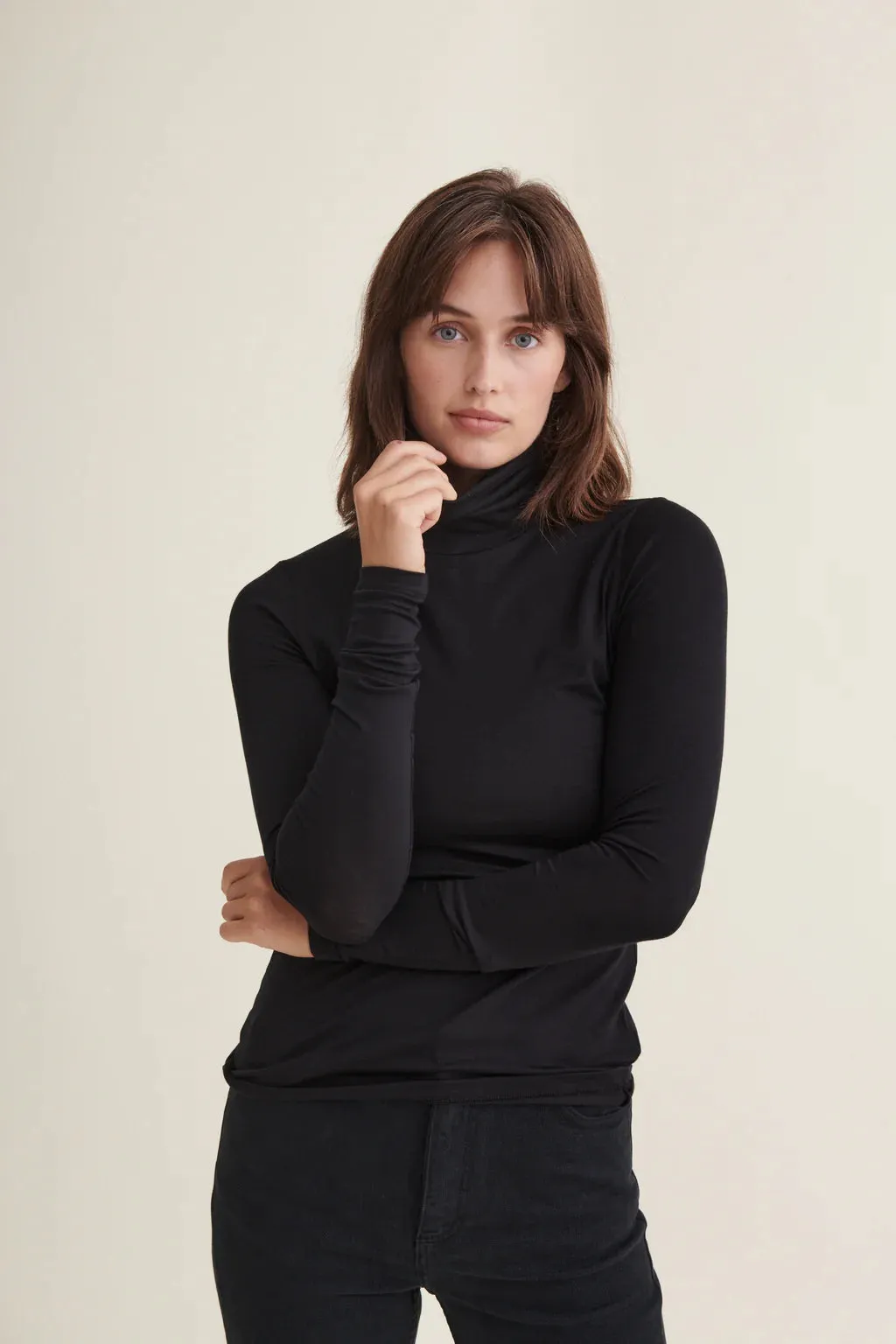 BASIC APPAREL Joline T-neck black BA121-03 women