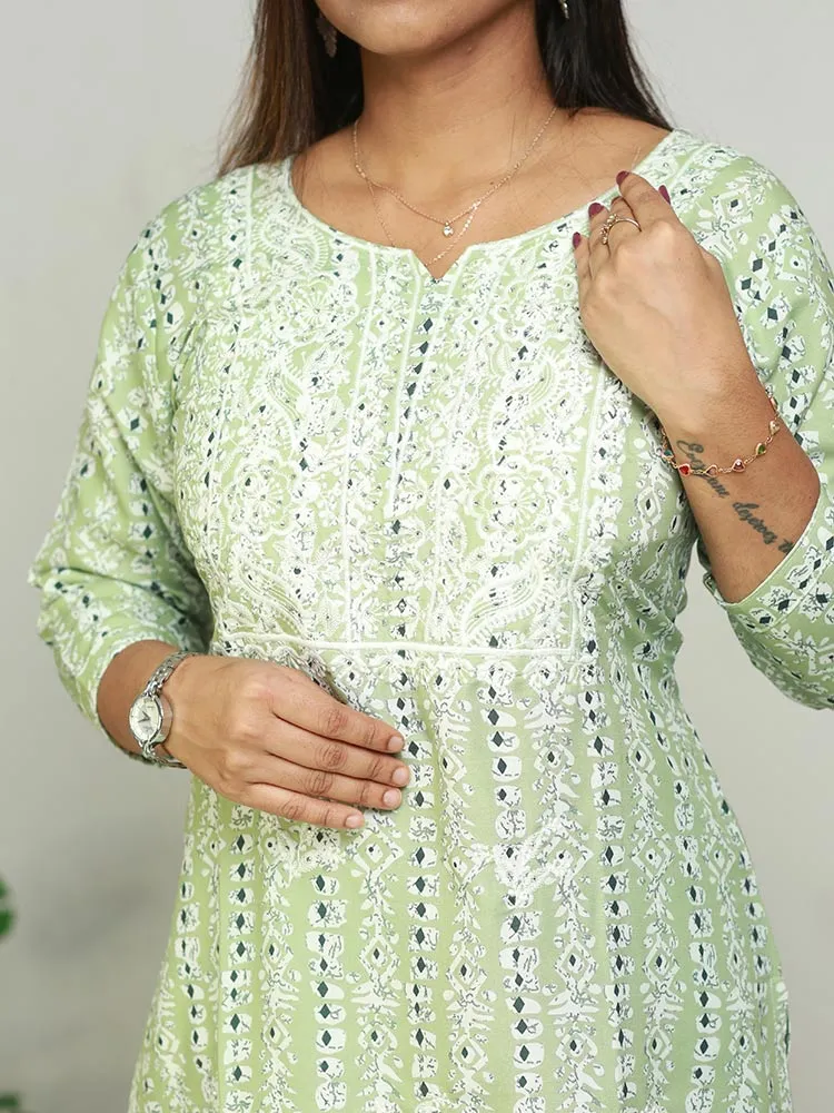 Elegant Crape Kurti with Round Neck - ₹360