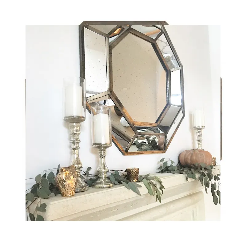 Hexagonal Harmony: Fancy Modern Accent Mirror