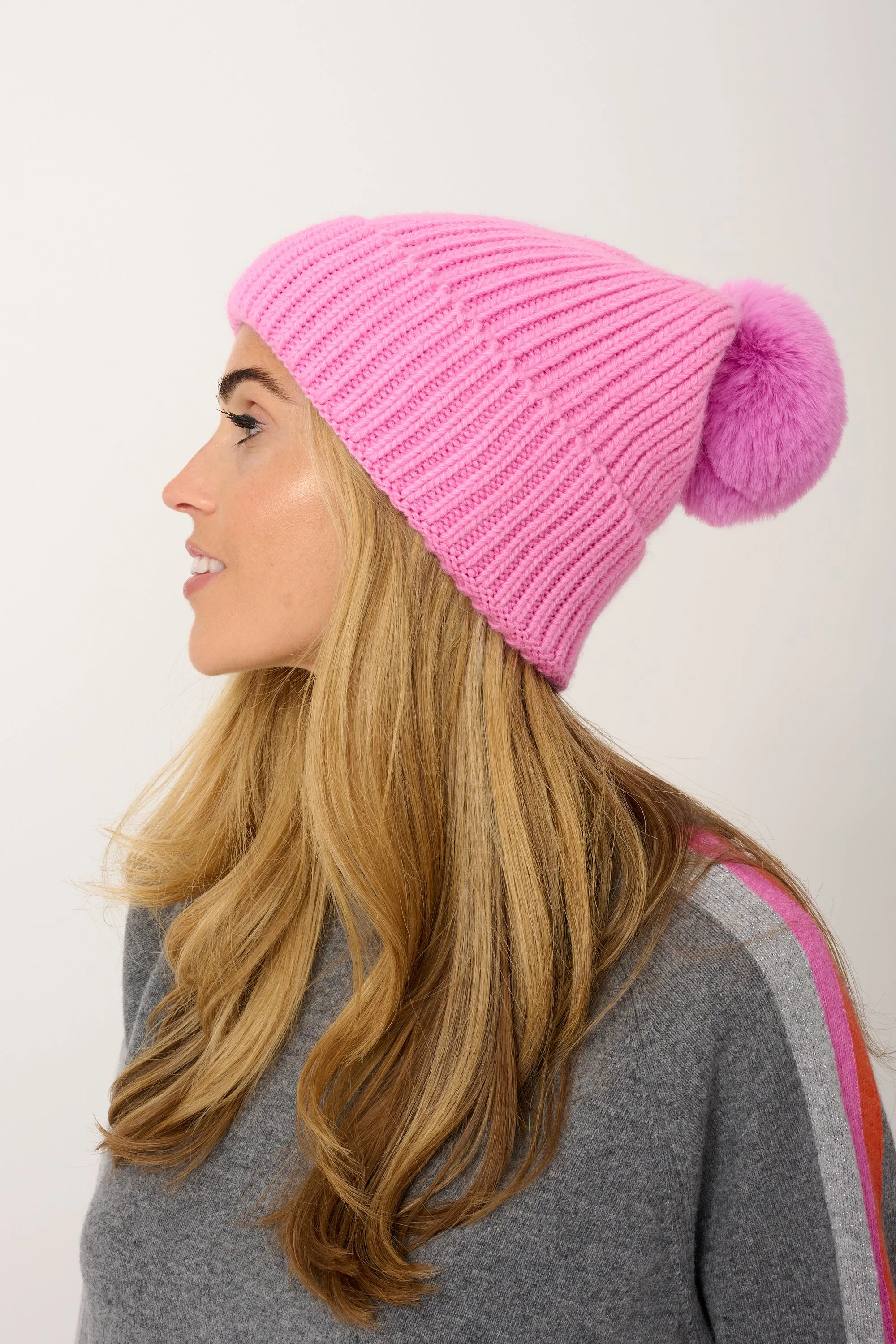 Super Soft Chunky Cashmere Mix Hat with Pom Pom in Bubblegum Pink