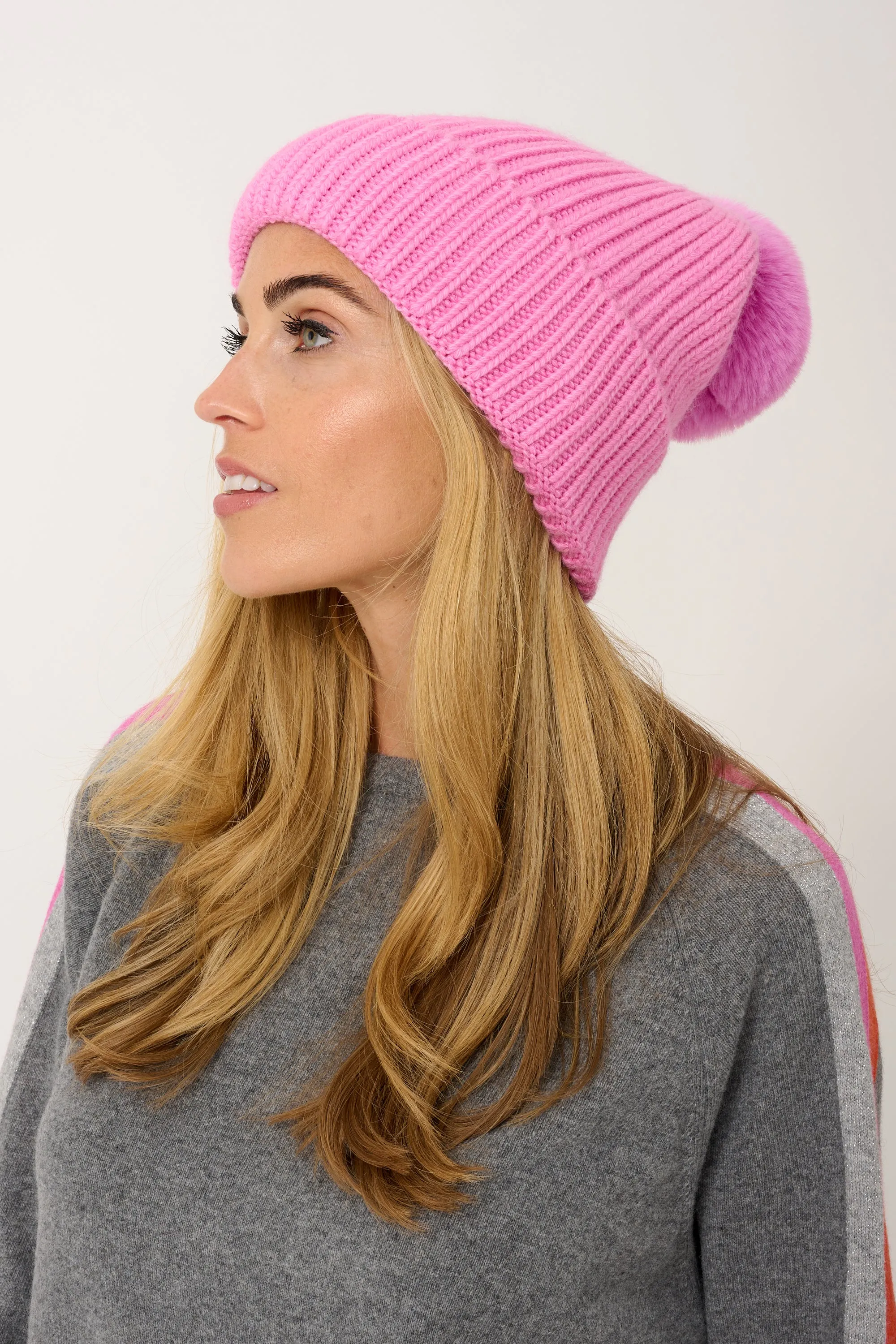 Super Soft Chunky Cashmere Mix Hat with Pom Pom in Bubblegum Pink