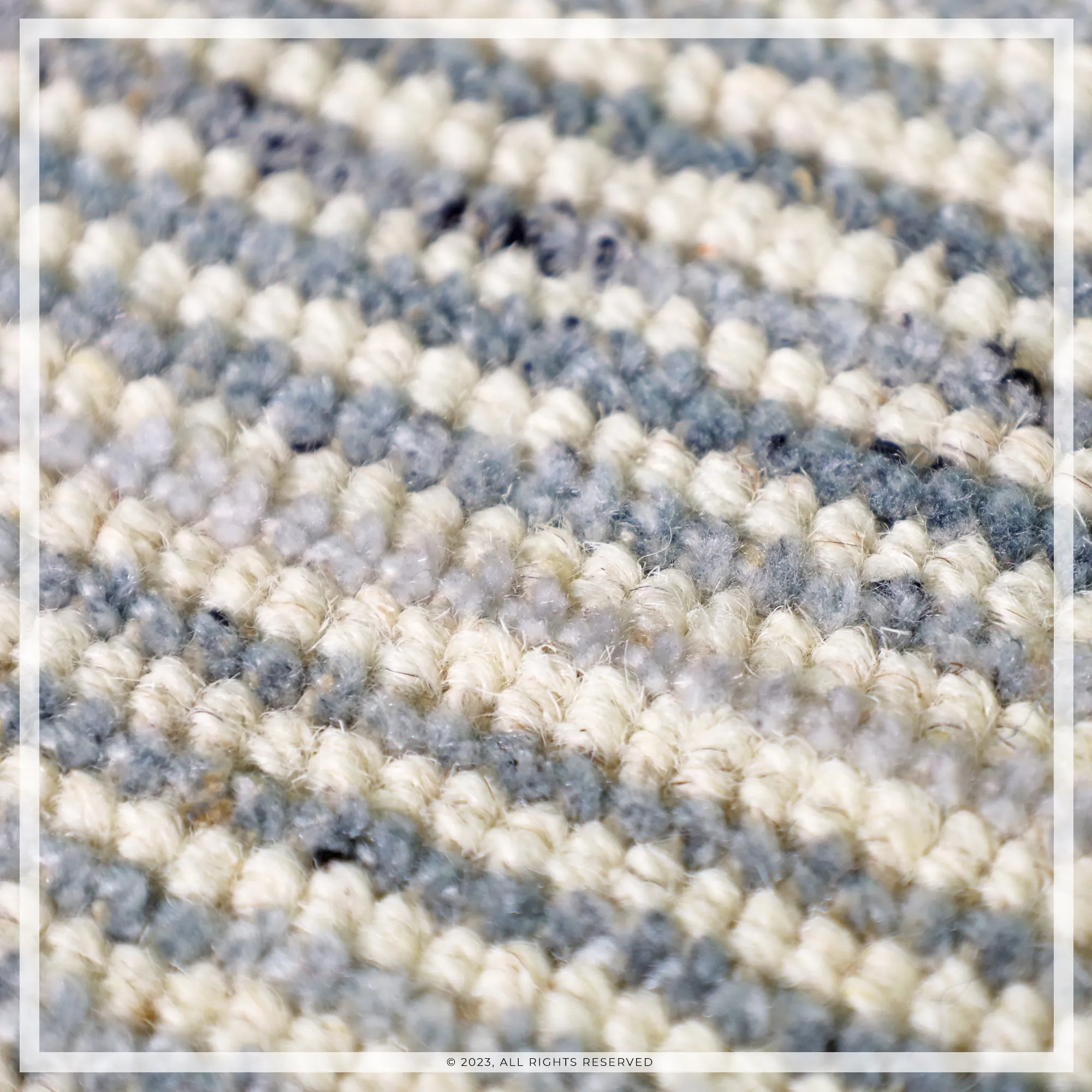 UER0130 Luxury Hand-Loomed Natural and Synthetic Blend Medium-Pile Rug