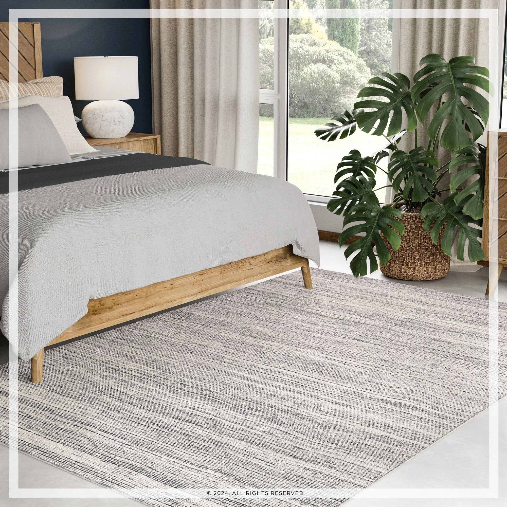 UER0130 Luxury Hand-Loomed Natural and Synthetic Blend Medium-Pile Rug