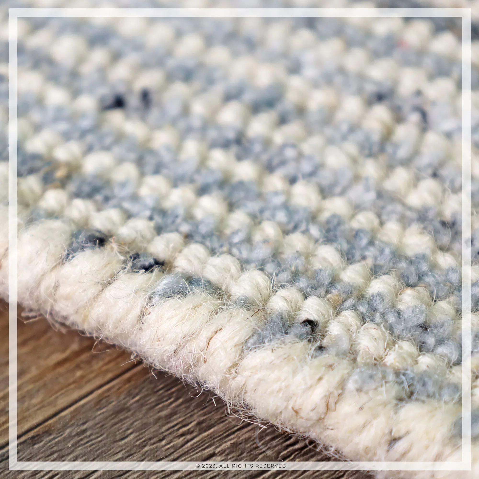 UER0130 Luxury Hand-Loomed Natural and Synthetic Blend Medium-Pile Rug