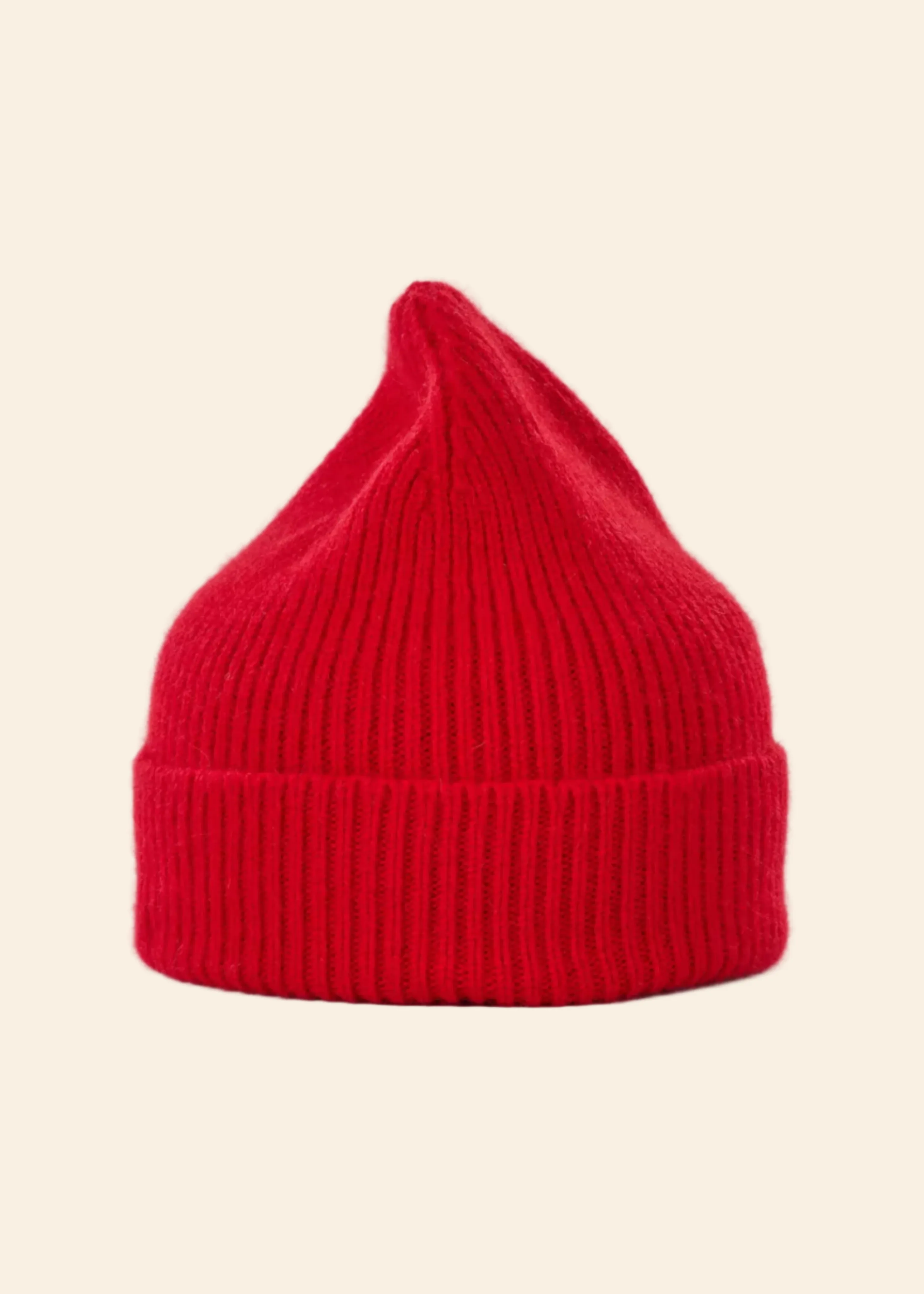 Wool beanie, crimson